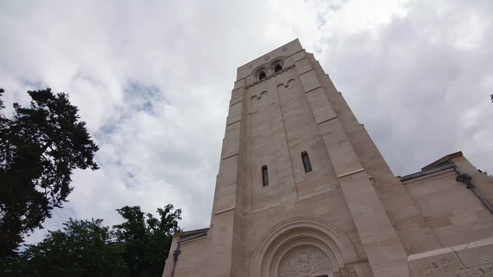 Aisne-Marne American Cemetery