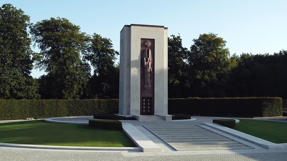 Luxembourg American Cemetery