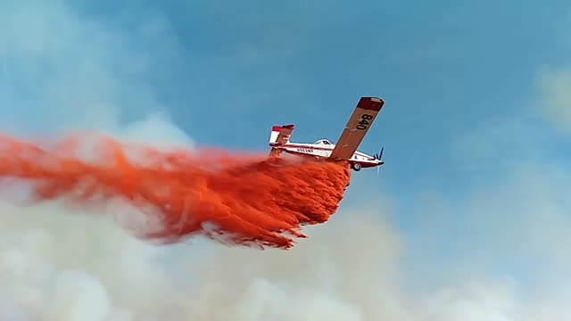 SEAT_retardant_drop