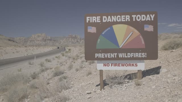 fire_danger_sign_062721
