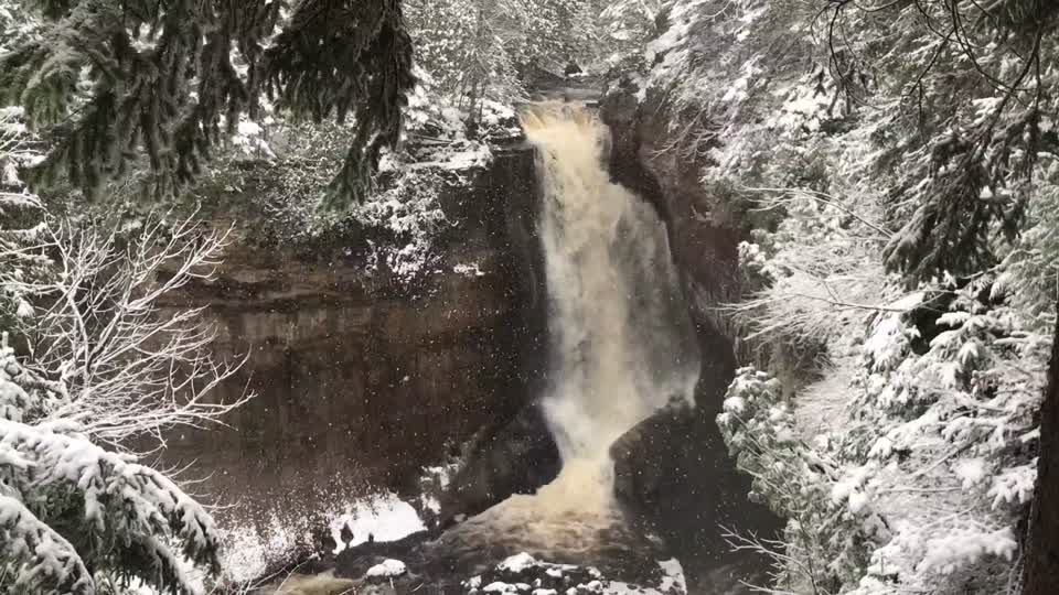 Early snow at Miners Falls