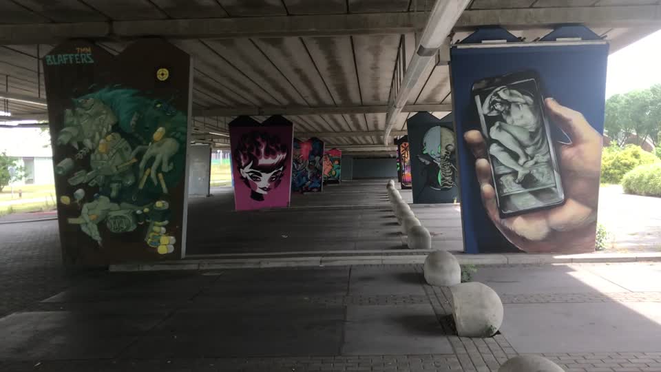 Het Zuilenkabinet Boshoverbrug Weert graffiti,