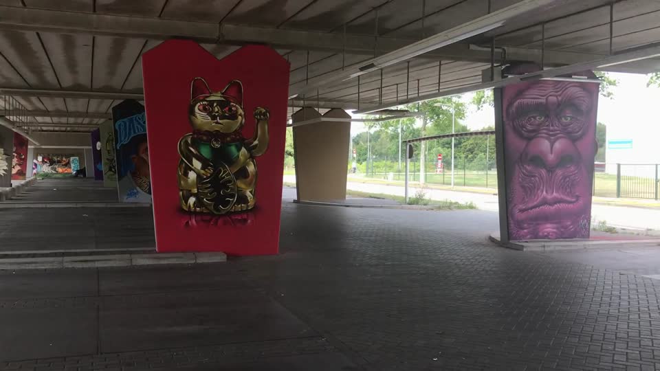 Het Zuilenkabinet Boshoverbrug Weert graffiti,