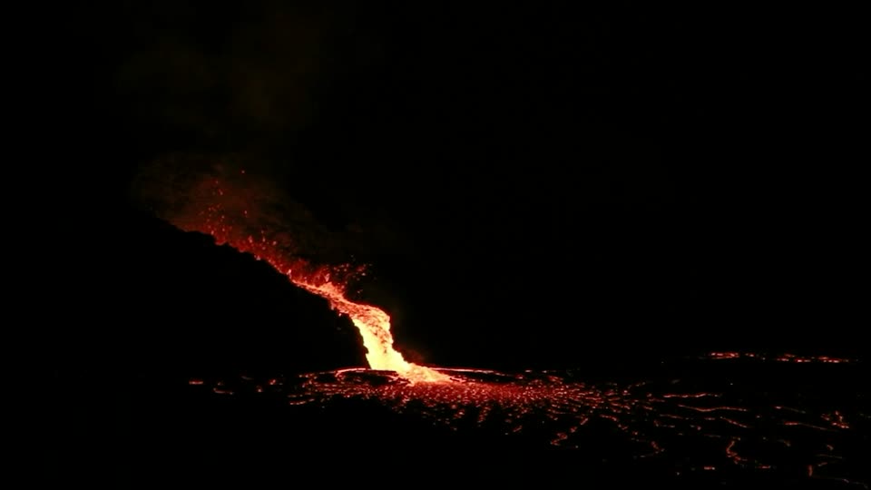 HAVO_20211022_Fountaining in lava lake_J.Wei