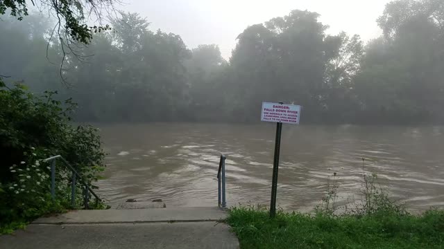 Falls Mill Bridge / Hocking River