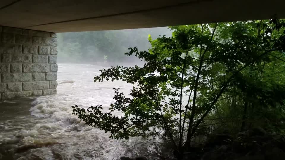 Falls Mill Bridge / Hocking River