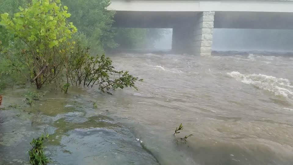Falls Mill Bridge / Hocking River