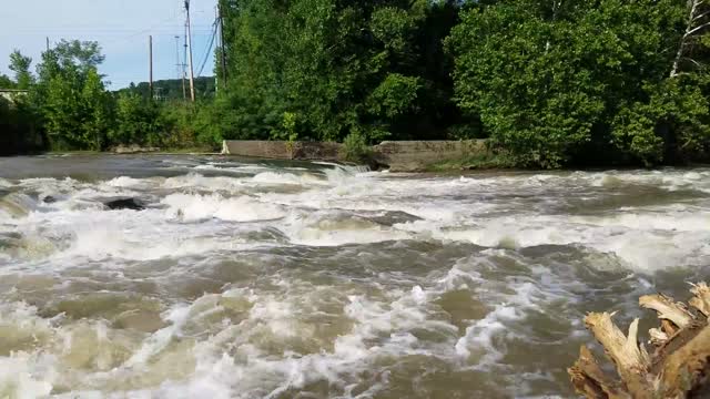 Falls Mill Bridge / Hocking River