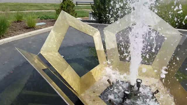 Tremont Fountain Park
