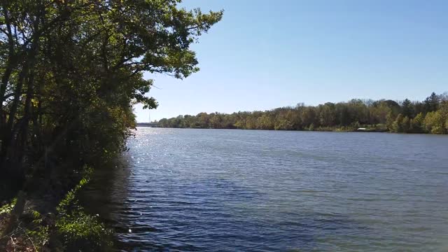 Park along Scioto River