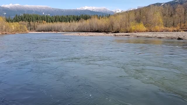 Sauk River toward Suiattle Mt. Baker-Snoqualmie National Forest Matt Riggen November 8 2021