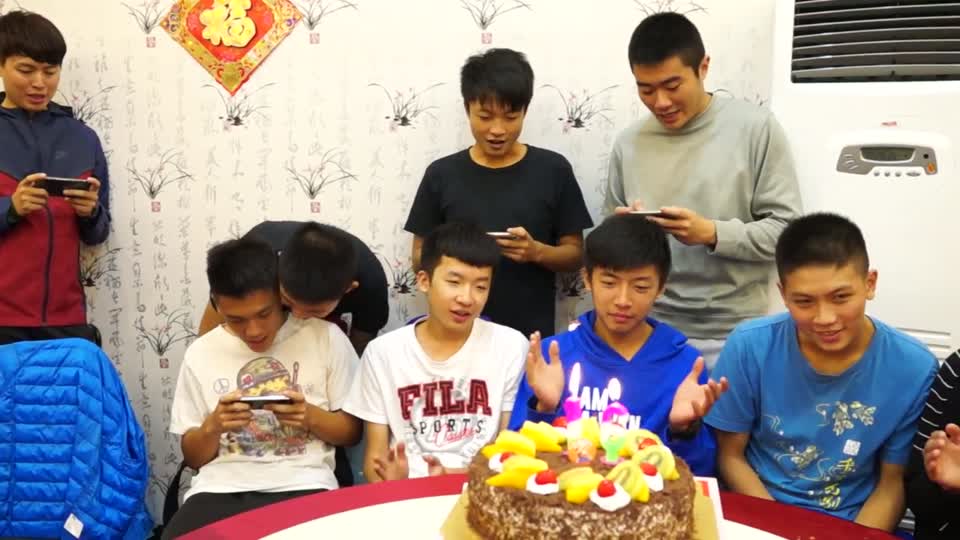 MAH06575子軒唱生日快樂
