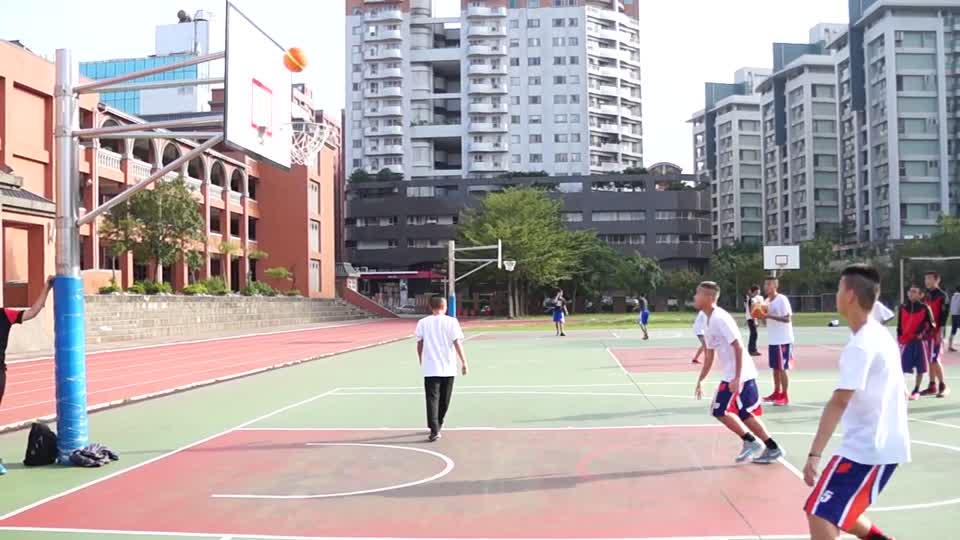 MAH06936賽前操場暖身01