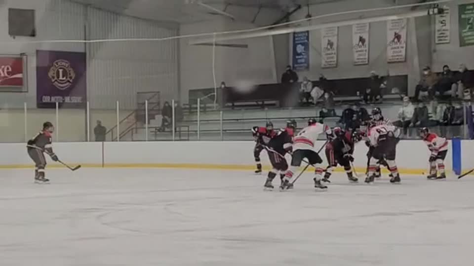 Mount Brydges Bulldogs at Port Stanley Sailors  Dec 21 2021