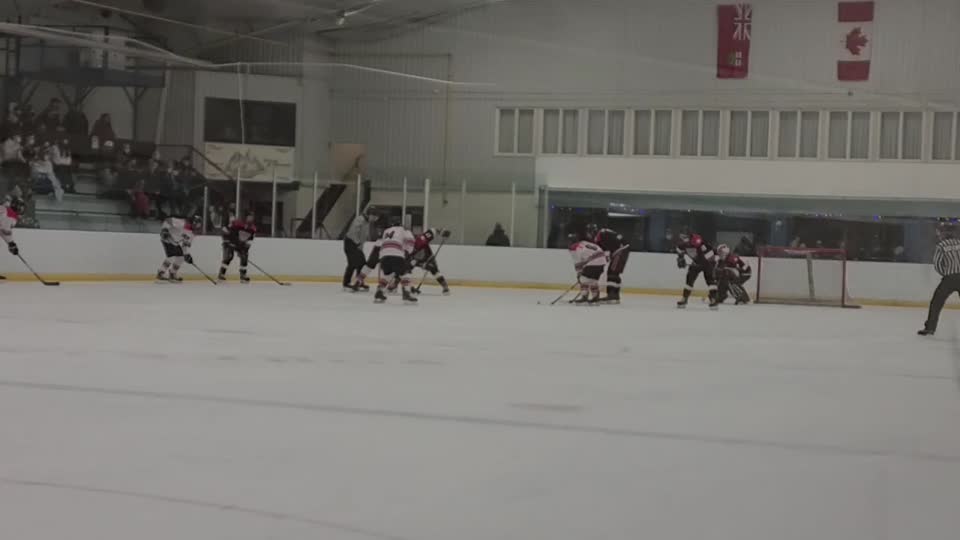 Mount Brydges Bulldogs at Port Stanley Sailors  Dec 21 2021