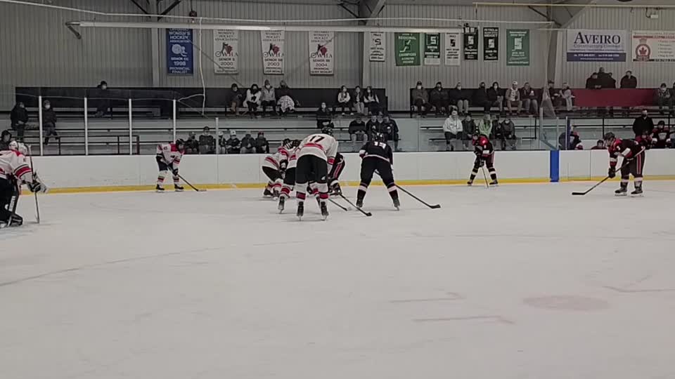 Mount Brydges Bulldogs at Port Stanley Sailors  Dec 21 2021